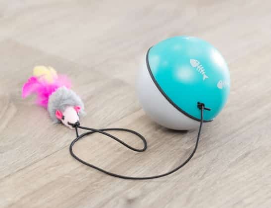 Игра для кошки "Мяч с мышкой" TRIXIE