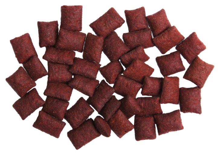 Лакомство Мнямс "Здоровая кожа и шерсть" хрустящие подушечки для кошек с птицей и говядиной