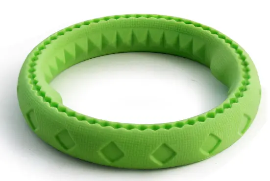 Игрушка для собак из термопласт. резины TRIOL "Кольцо"