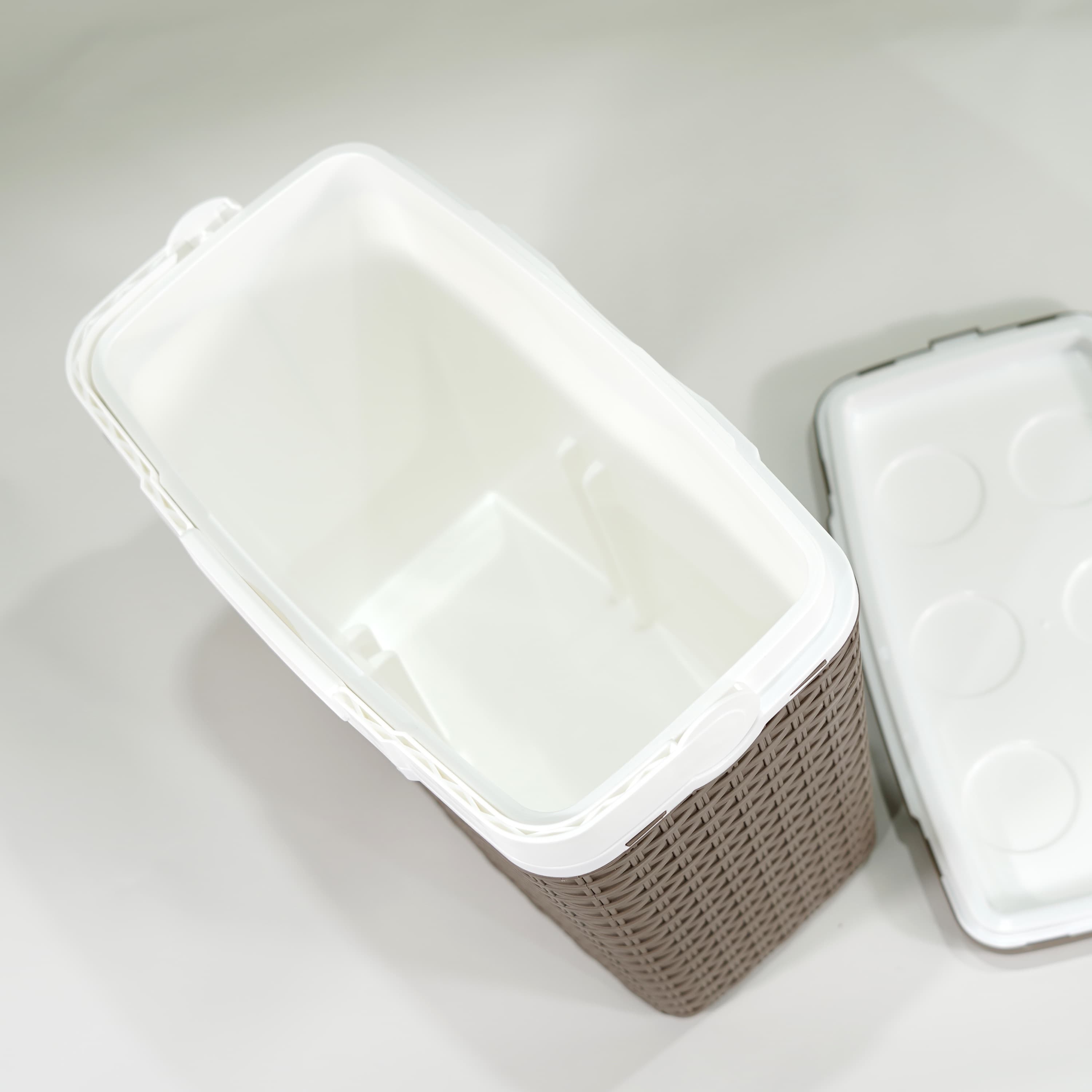 Каталог Термобокс PICNIC RATAN 24 л (мокка) для собак 