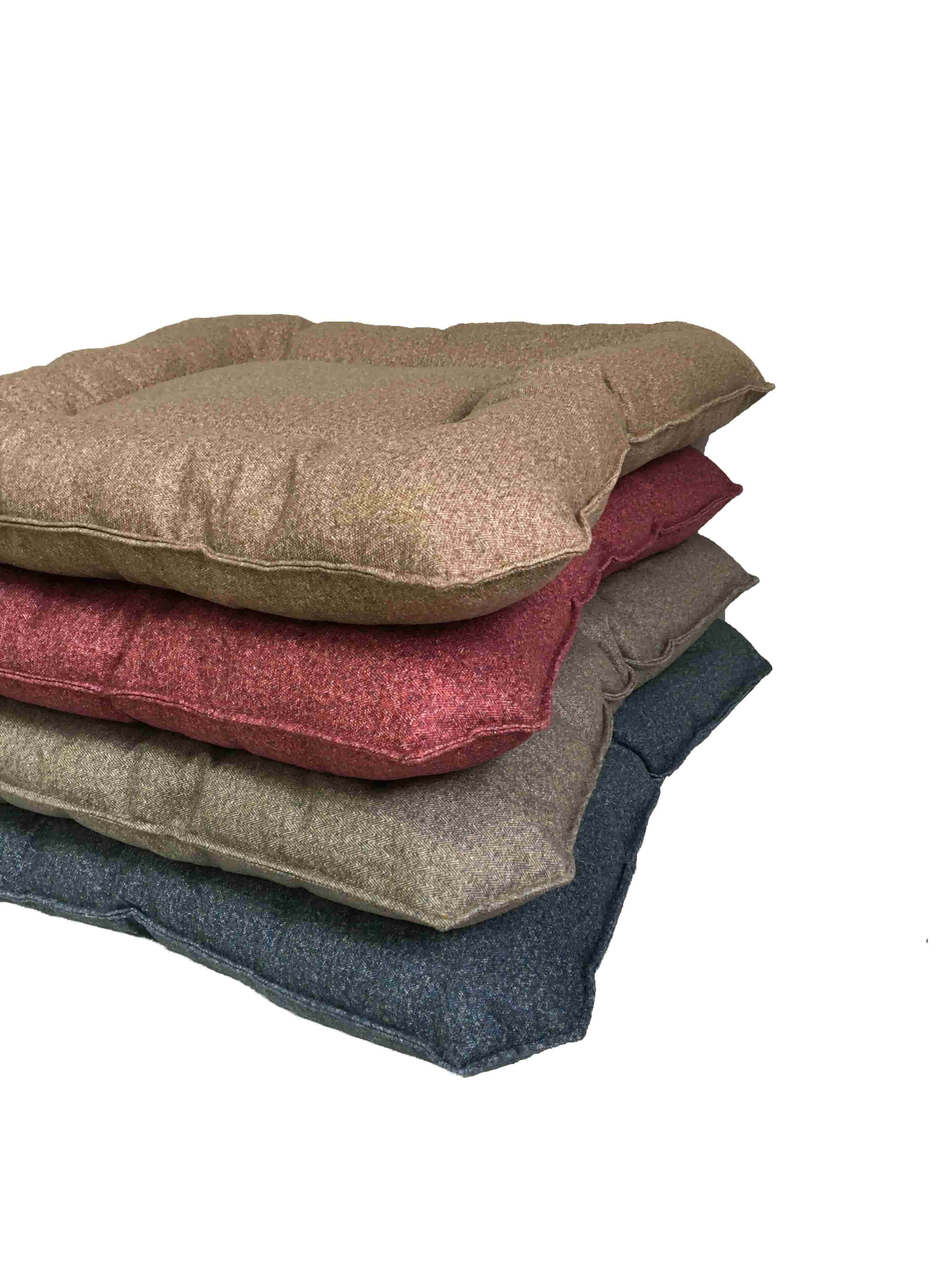 Лежанка-подушка прямоугольная Тото7 (зеленовато-бежевый)