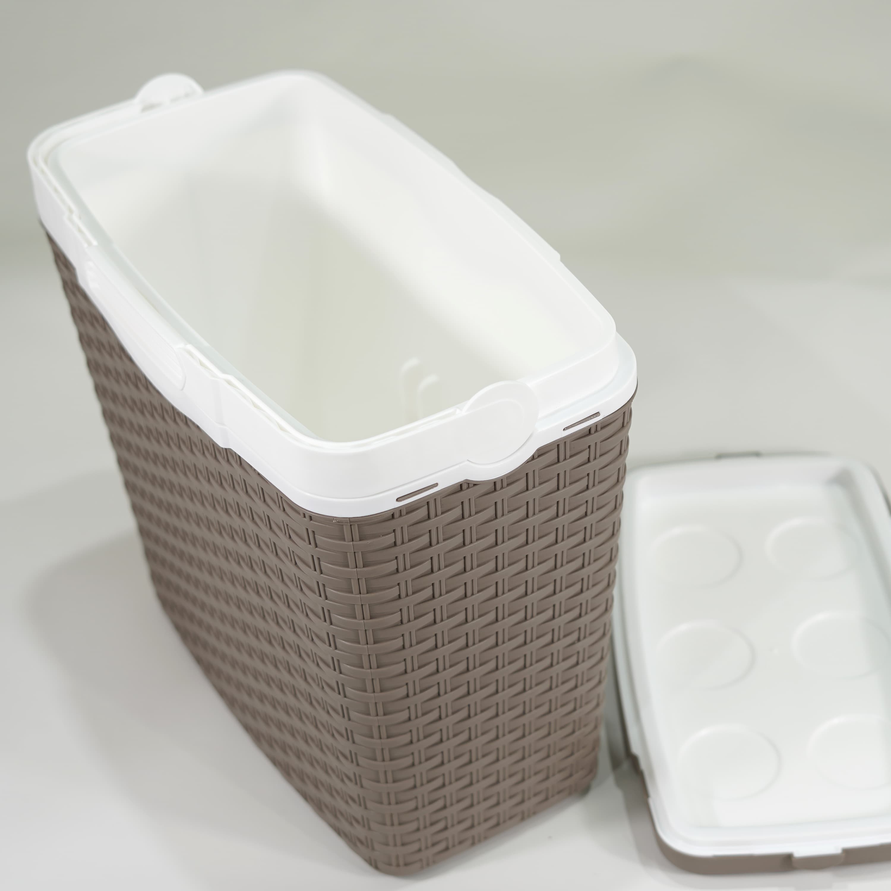 Каталог Термобокс PICNIC RATAN 24 л (мокка) для собак 