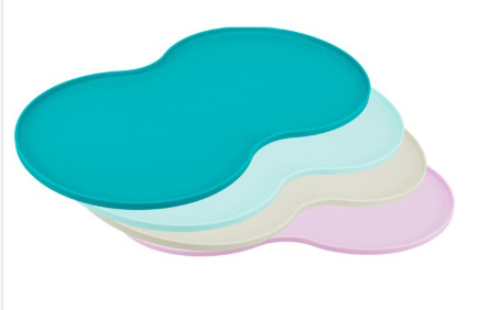 Коврик под миску для кошек и собак TRIXIE 48х27 см (разные цвета)