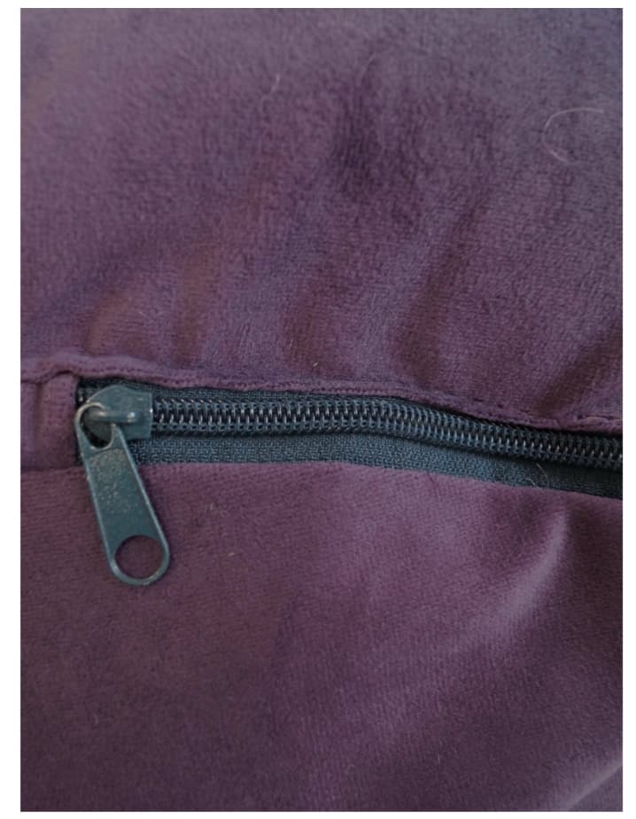 Лежанка круглая со съемным чехлом Тото1 (фиолетовый)