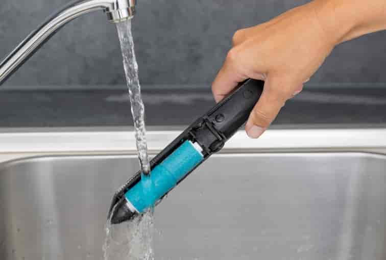 Щетка с липким роликом TRIXIE 23 см (23234)