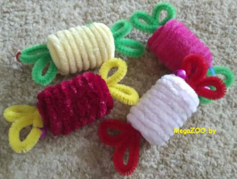 Игрушка "Ролл" с бубенчиком