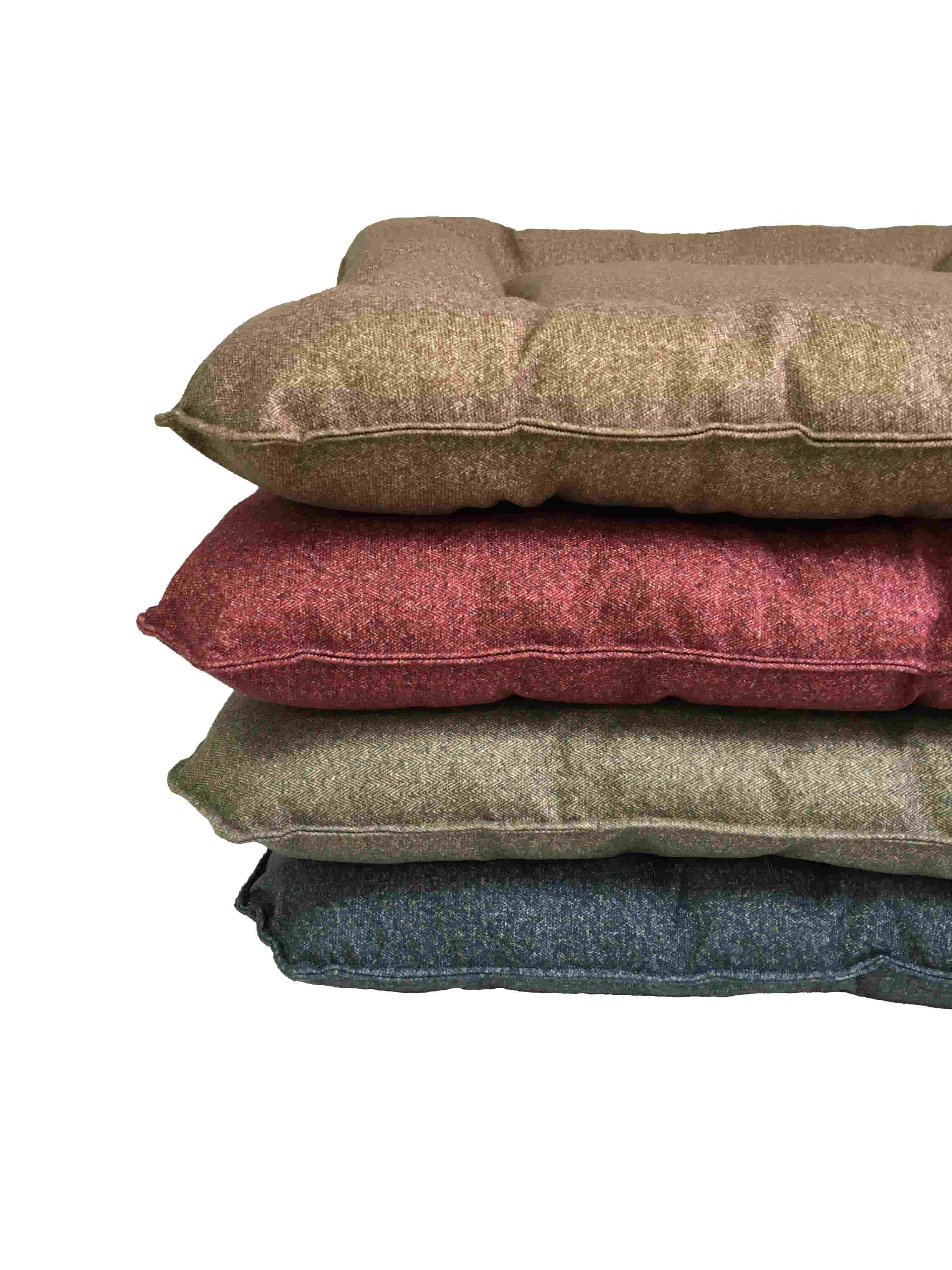 Лежанка-подушка прямоугольная Тото7 (зеленовато-бежевый)