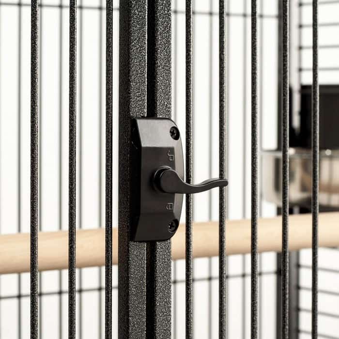 Вольер для попугая Voltrega 891 (75*75*156 см)