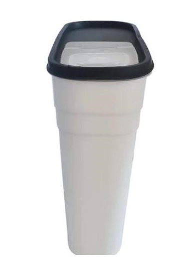 Контейнер для корма KIRI-KIRI