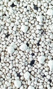 Кошачий наполнитель Super Benek Active Carbon с активированным углем